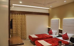 Ashish Restaurant And Guesthouse